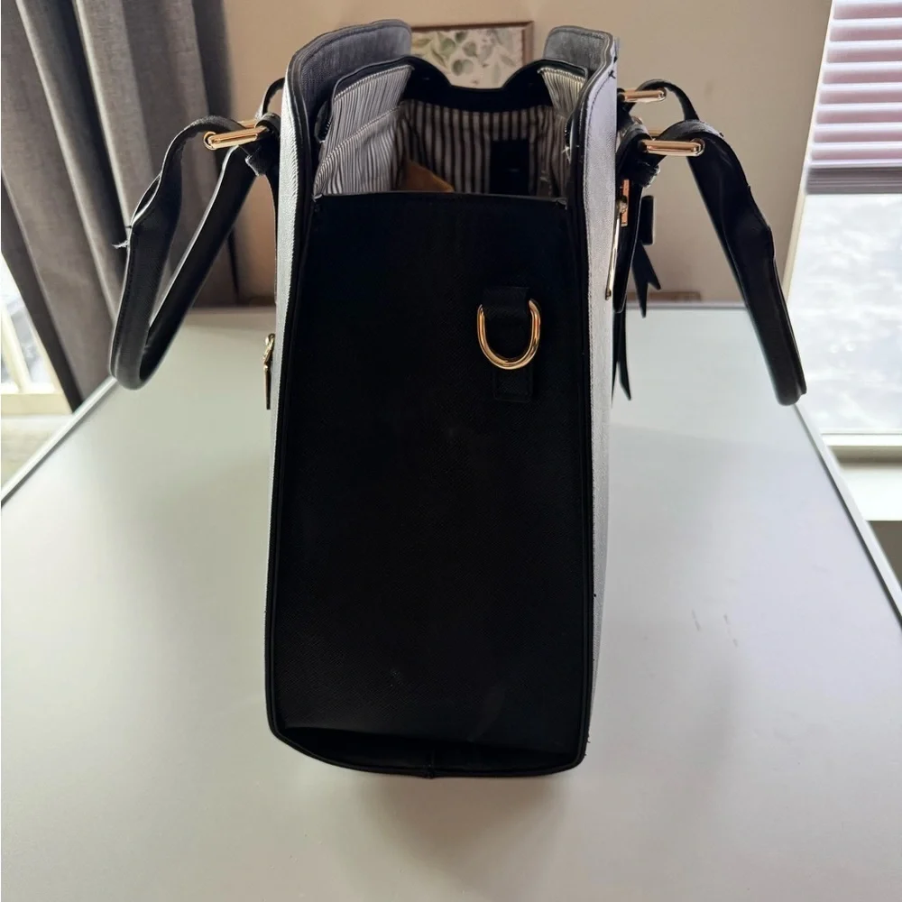 Elegant Black Tote Bag Set